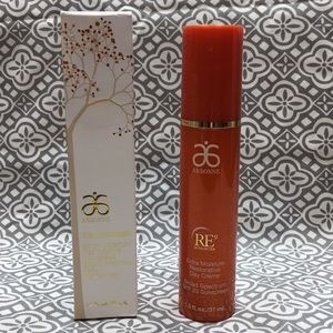 Arbonne RE9 Extra Moisture Restorative Day Cream